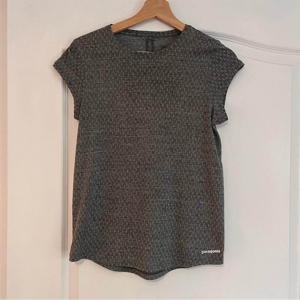 Patagonia Ridge Flow Gray T-Shirt, Cap-Sleeve and Cut-Out Back